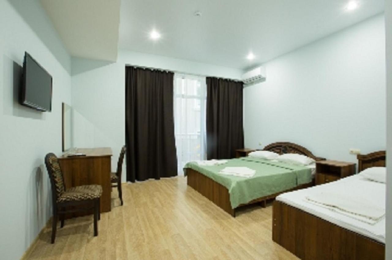 Calipso Sea Hotel Gagra Ngoại thất bức ảnh